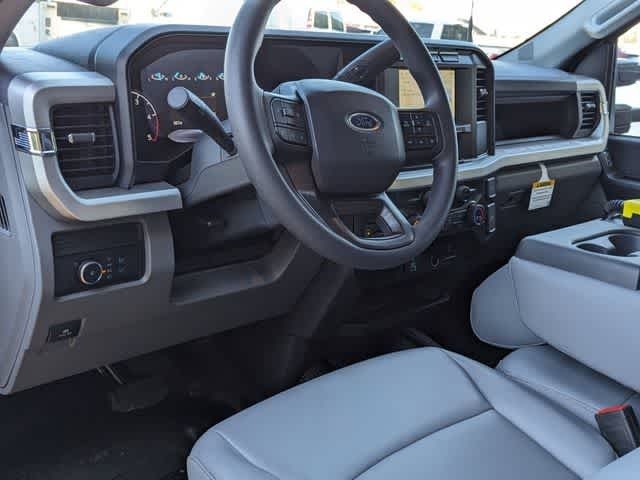 2023 Ford F-450 Chassis XL