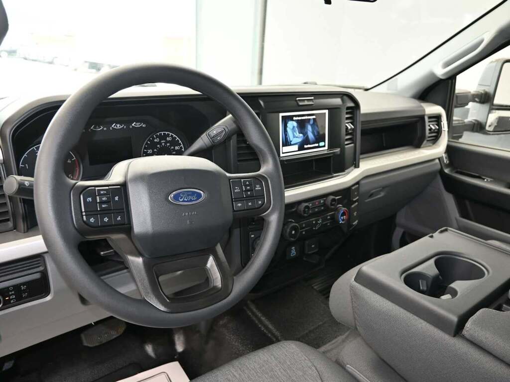 2025 Ford F-350 XL