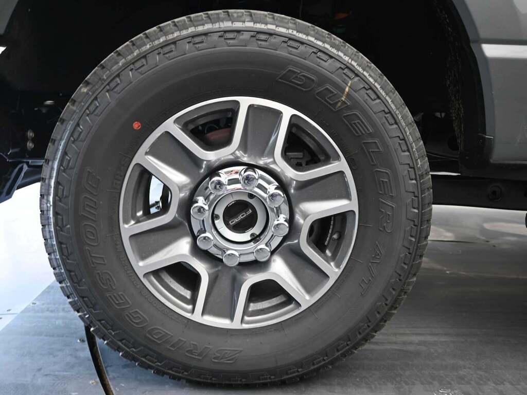 2025 Ford F-350 Super Duty XL