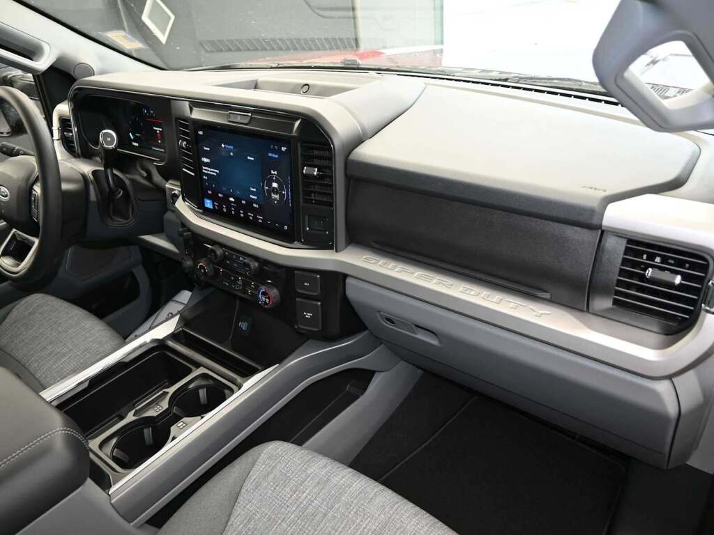 2025 Ford F-250 XLT