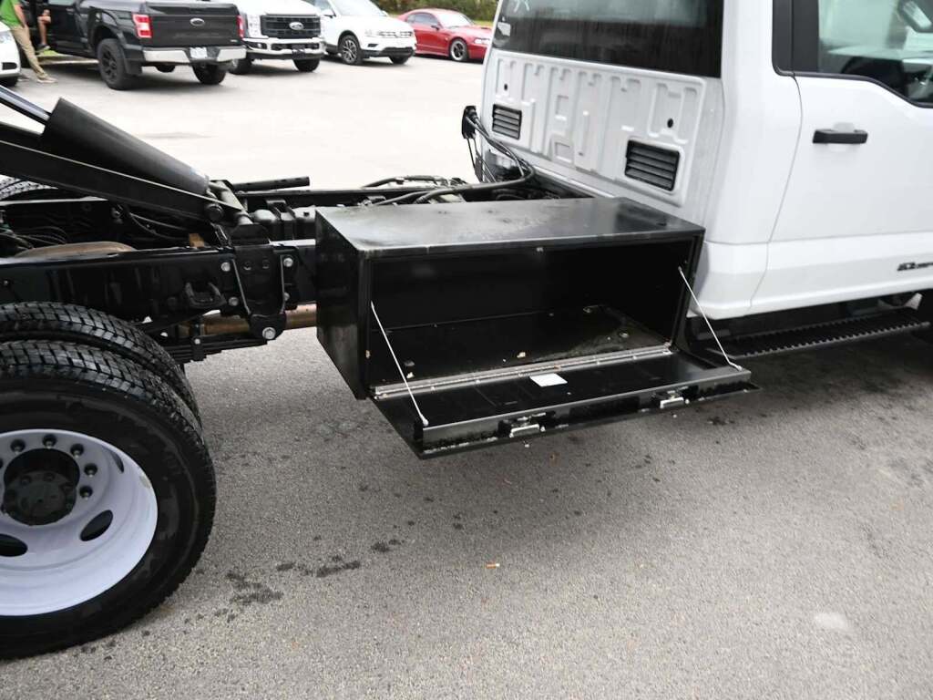 2023 Ford F-550 Super Duty 