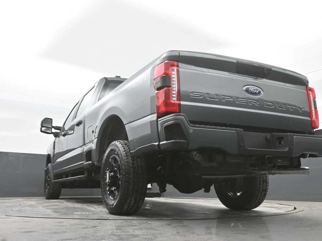2025 Ford F-250 Super Duty XL