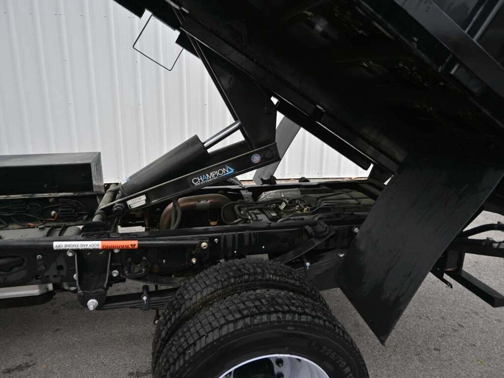 2023 Ford F-550 Super Duty 