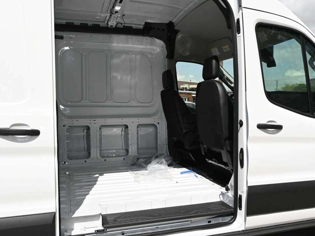2025 Ford Transit-250 Cargo Van 