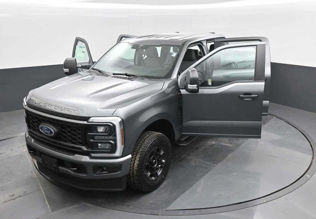 2025 Ford F-250 Super Duty XL