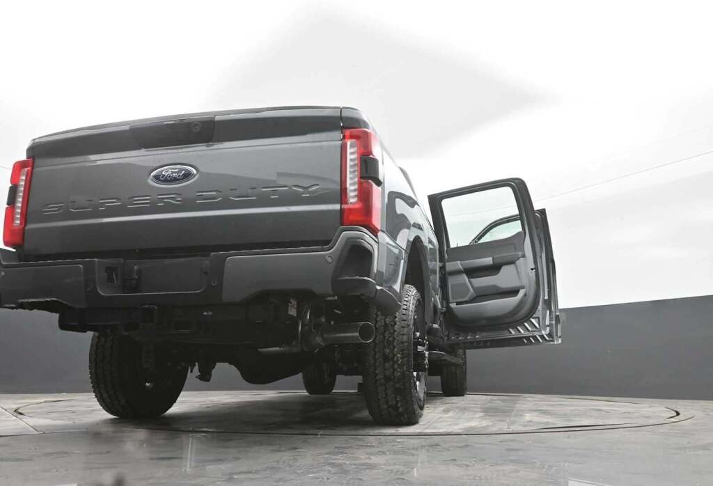 2025 Ford F-250 Super Duty XL