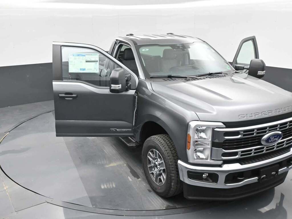 2025 Ford F-350 Super Duty XL