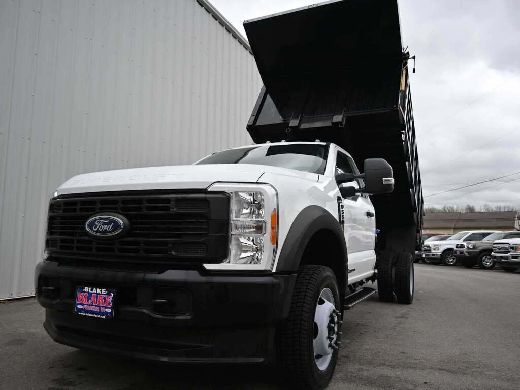 2023 Ford F-550 Super Duty 