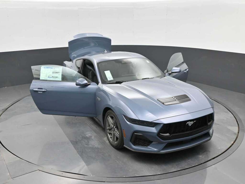 2025 Ford Mustang GT Fastback