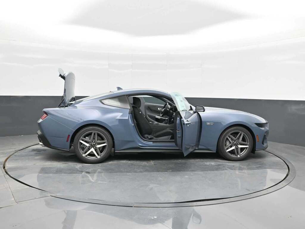 2025 Ford Mustang GT Fastback