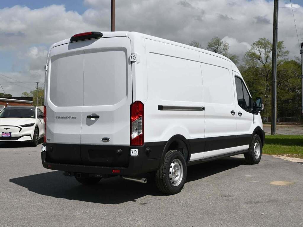 2025 Ford Transit-250 Cargo Van 