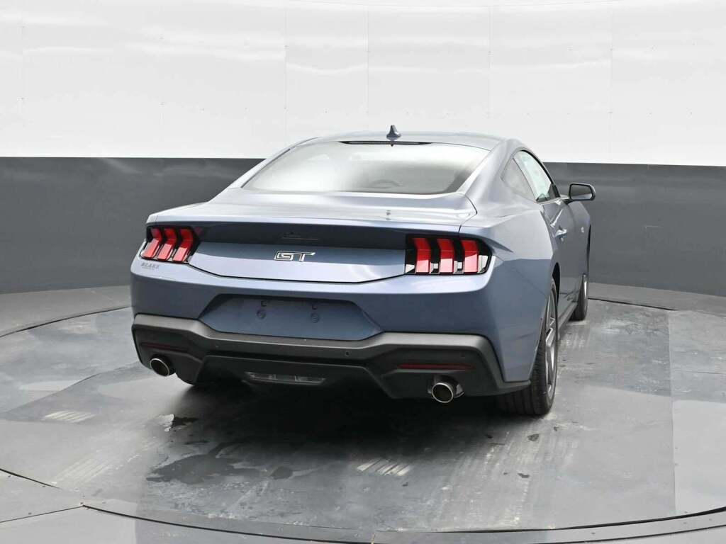 2025 Ford Mustang GT Fastback