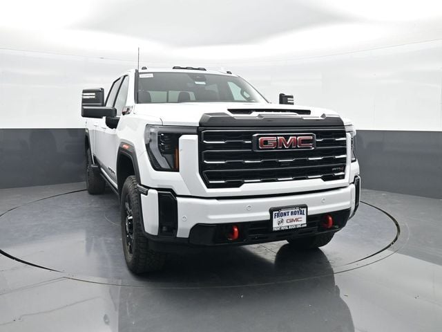 2025 GMC Sierra 2500HD 4WD Crew Cab Standard Bed AT4