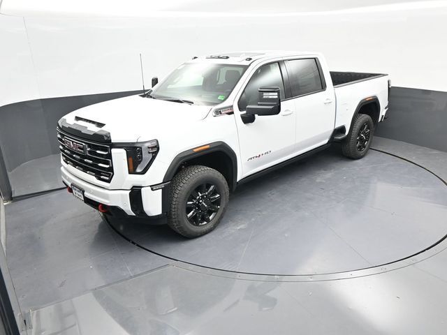 2025 GMC Sierra 2500HD 4WD Crew Cab Standard Bed AT4
