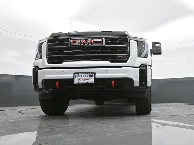 2025 GMC Sierra 2500HD 4WD Crew Cab Standard Bed AT4