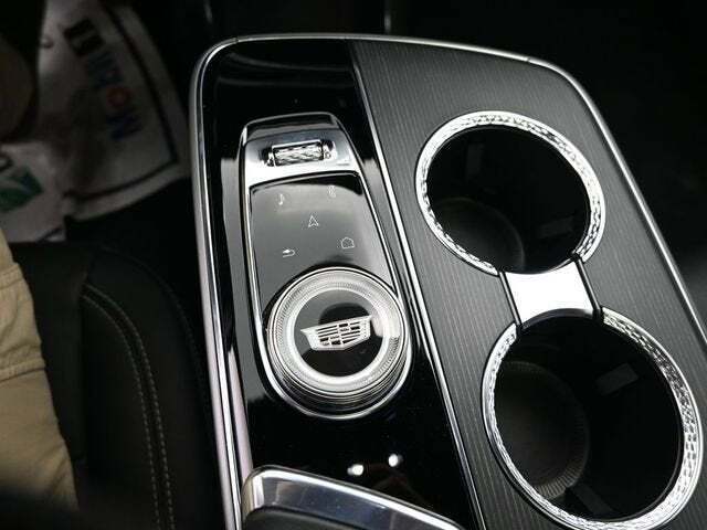 2024 Cadillac LYRIQ Sport 1