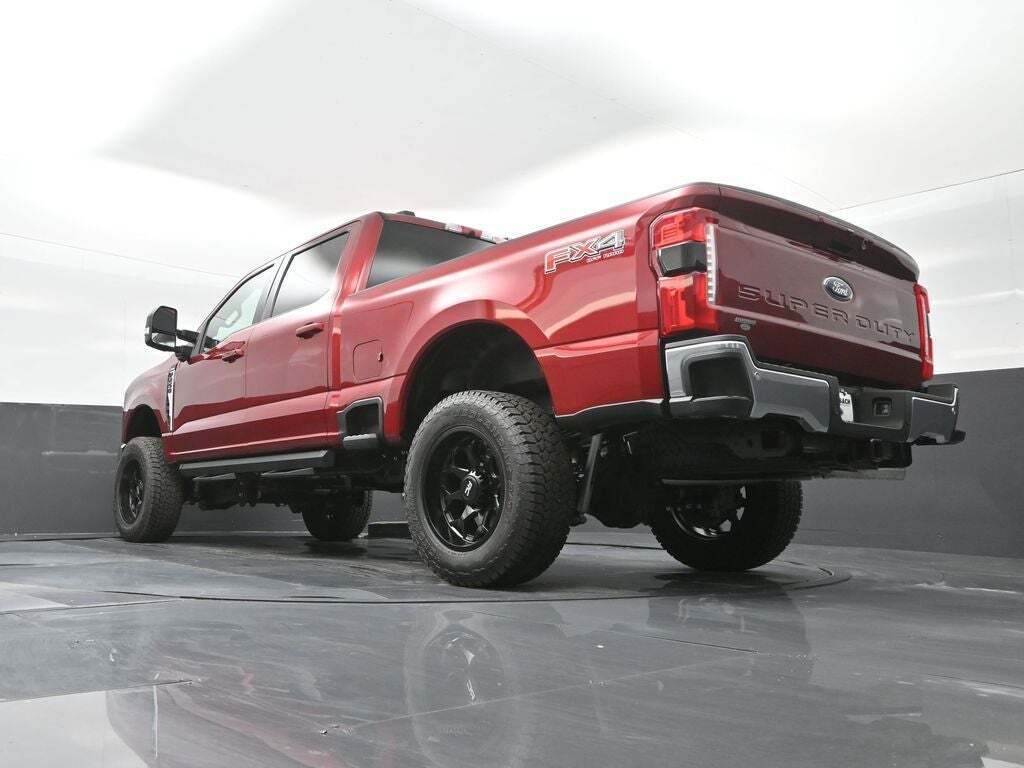 2025 Ford F-250 Super Duty Lariat