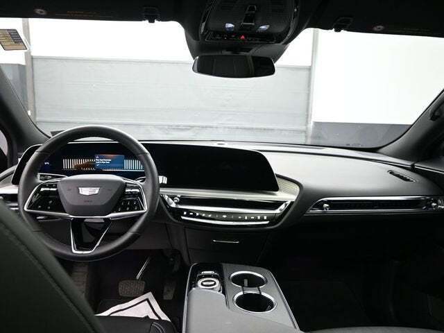 2024 Cadillac LYRIQ Sport 1