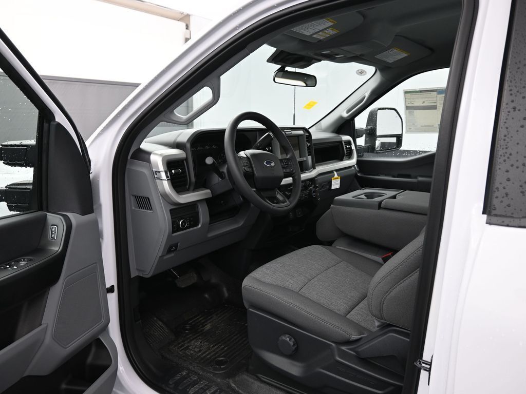 2026 Ford Super Duty F-350 SRW XL