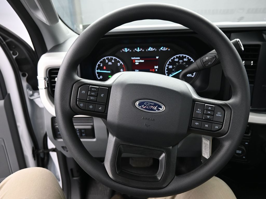 2026 Ford Super Duty F-350 SRW XL