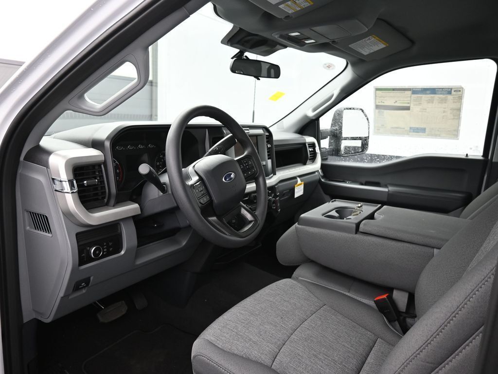 2026 Ford Super Duty F-350 SRW XL