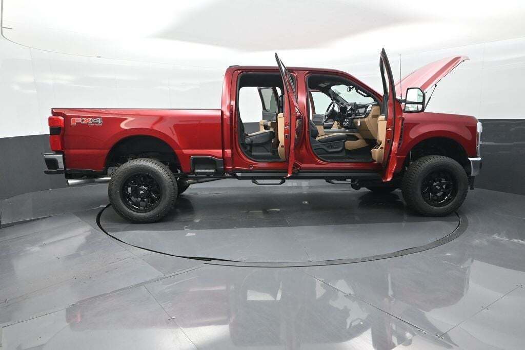 2025 Ford F-250 Super Duty Lariat