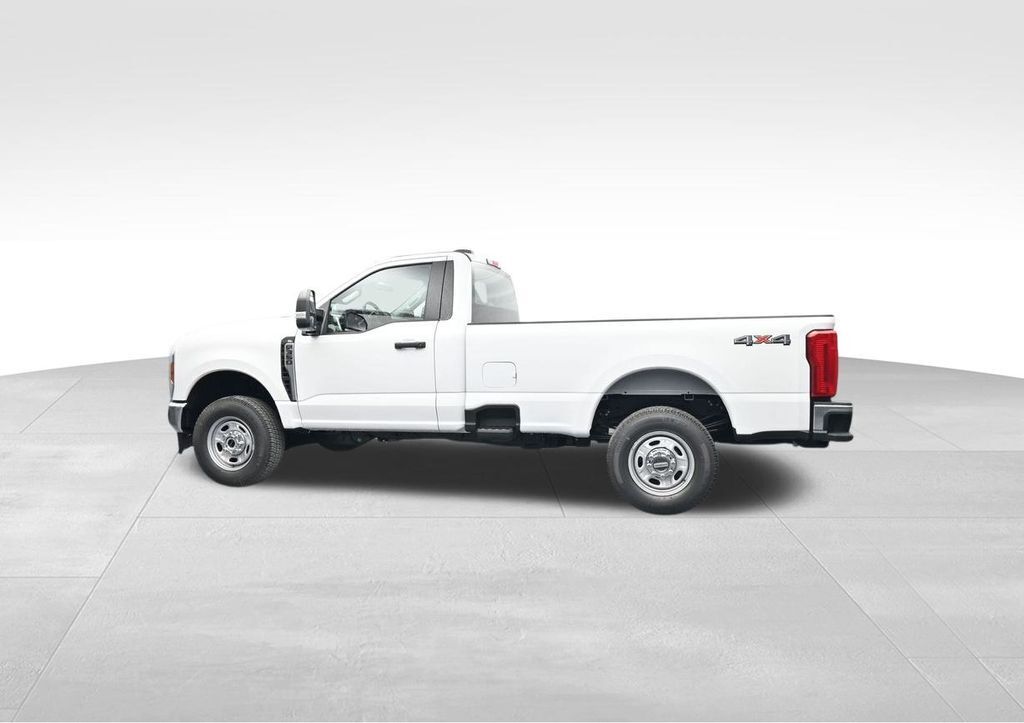 2026 Ford Super Duty F-350 SRW XL