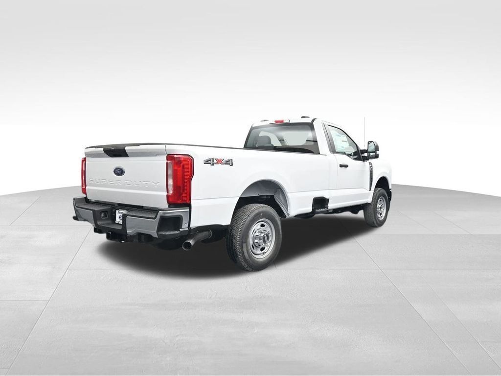2026 Ford Super Duty F-350 SRW XL