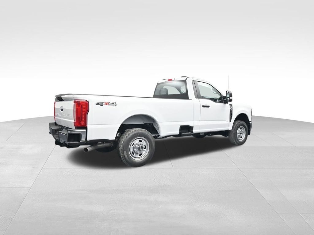 2026 Ford Super Duty F-350 SRW XL