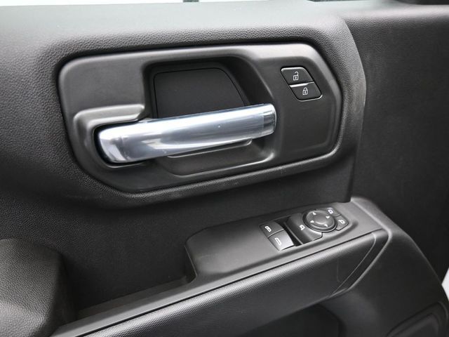 2025 GMC Sierra 2500HD Pro