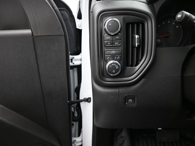 2025 GMC Sierra 1500 4WD Crew Cab Standard Box Pro