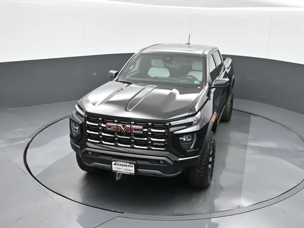 2025 GMC Canyon AT4