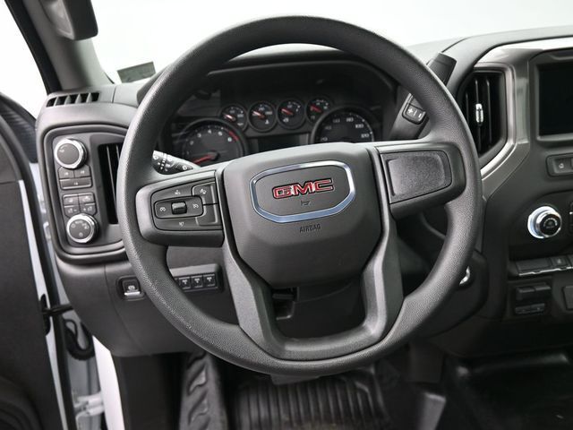 2025 GMC Sierra 2500HD Pro