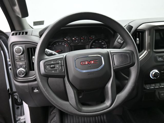 2025 GMC Sierra 1500 4WD Crew Cab Standard Box Pro