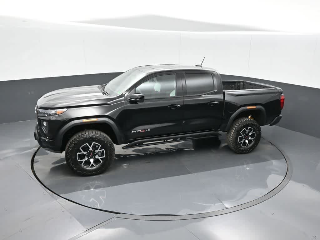 2025 GMC Canyon AT4