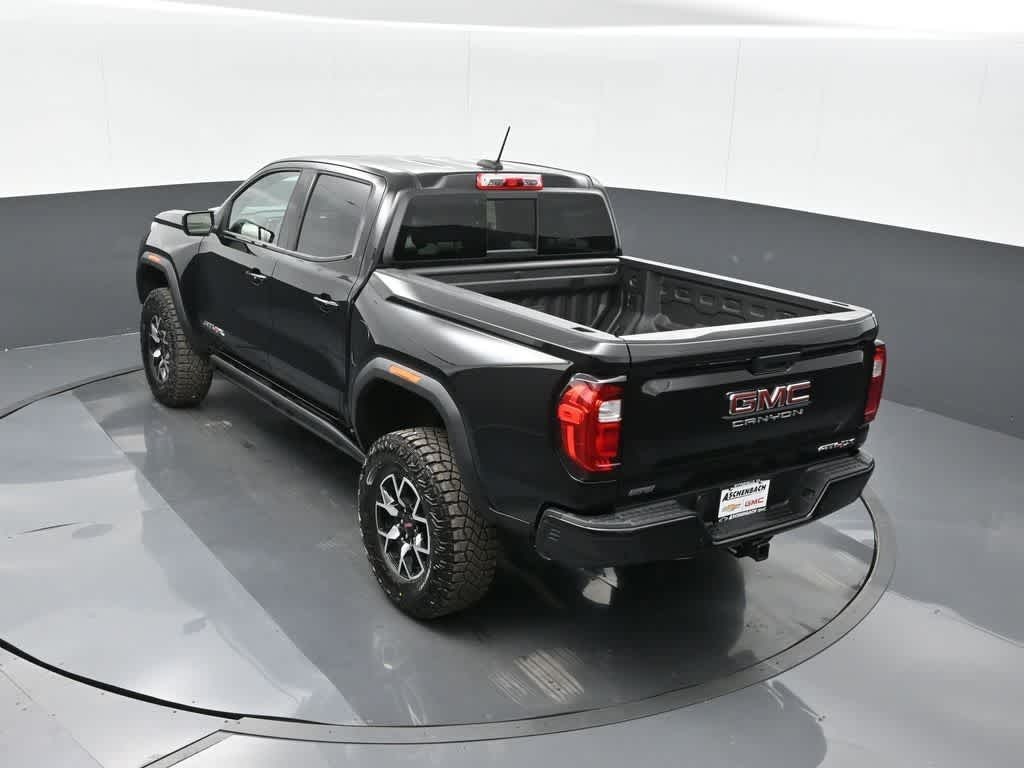 2025 GMC Canyon AT4
