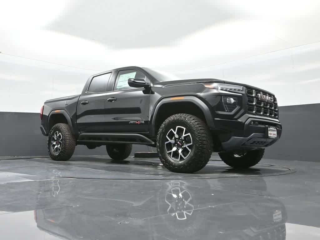 2025 GMC Canyon AT4