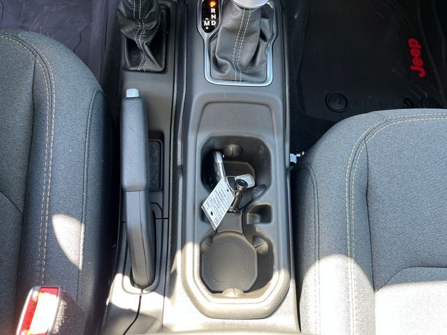 2025 Jeep Wrangler 4-Door Summit 4x4