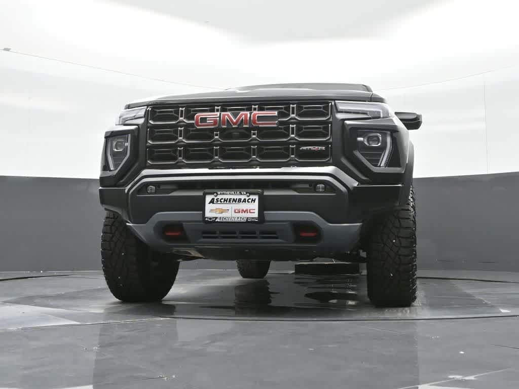 2025 GMC Canyon AT4