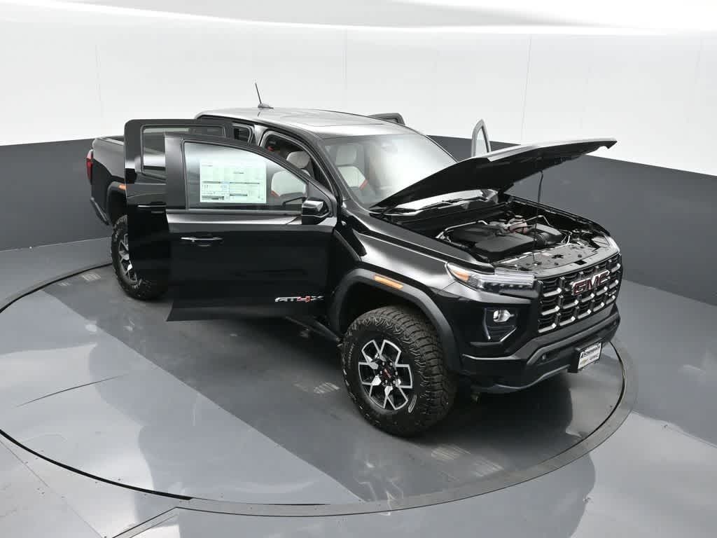 2025 GMC Canyon AT4