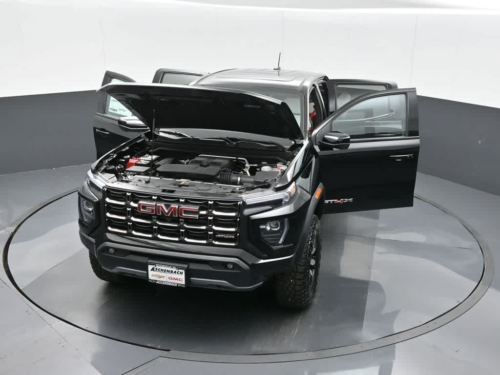 2025 GMC Canyon AT4