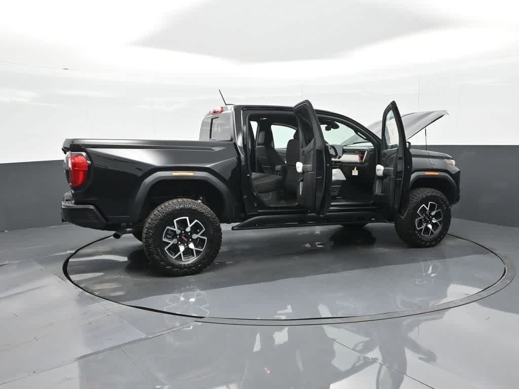 2025 GMC Canyon AT4
