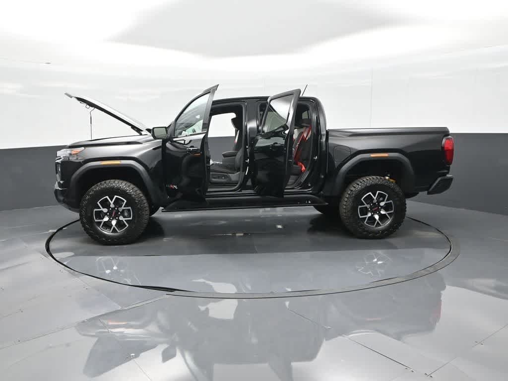 2025 GMC Canyon AT4