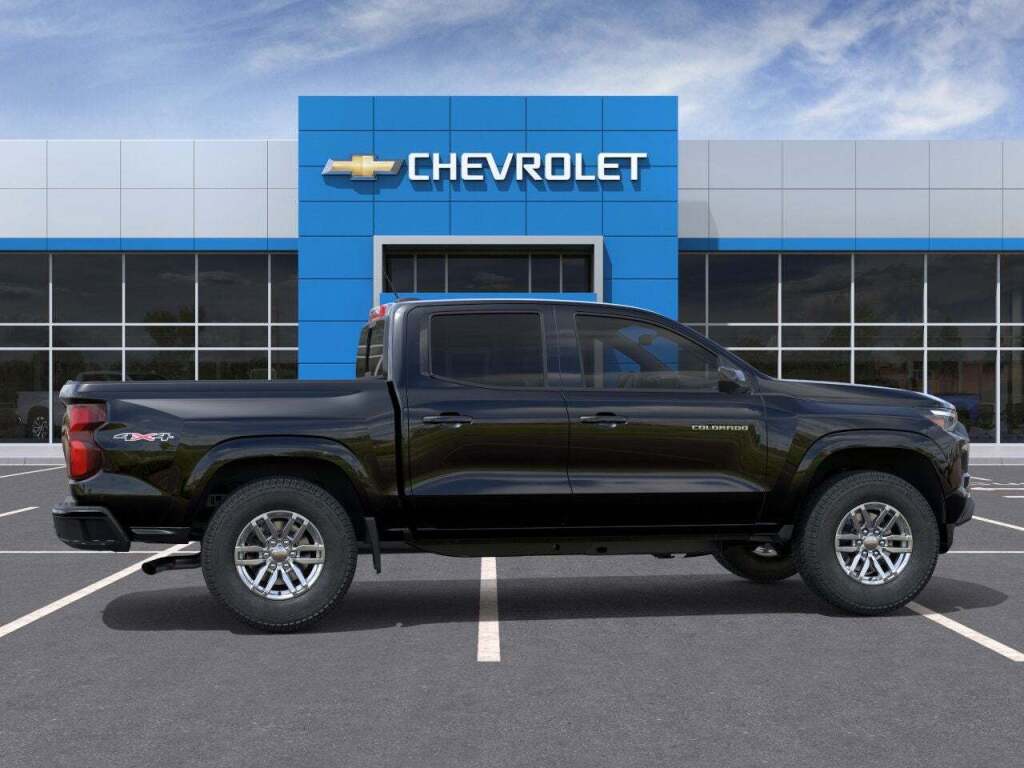 2025 Chevrolet Colorado LT