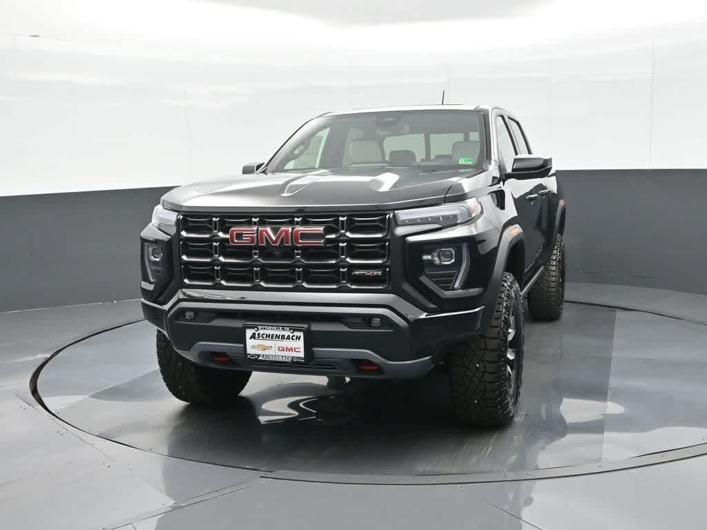 2025 GMC Canyon AT4