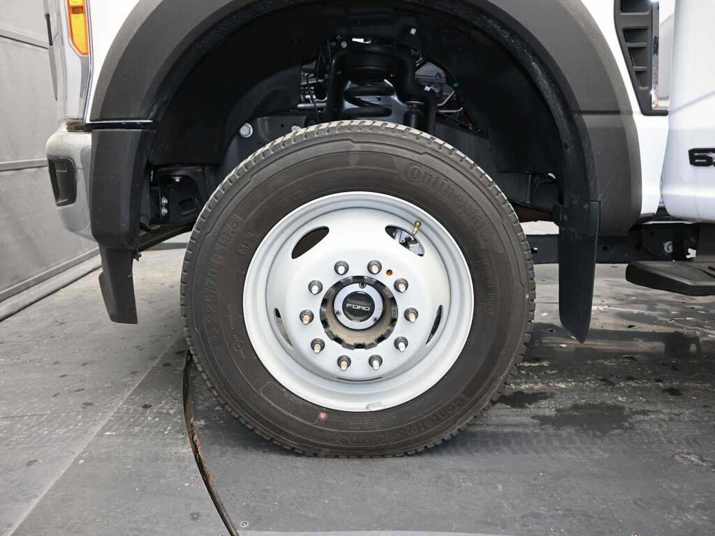 2023 Ford F-550 Super Duty 