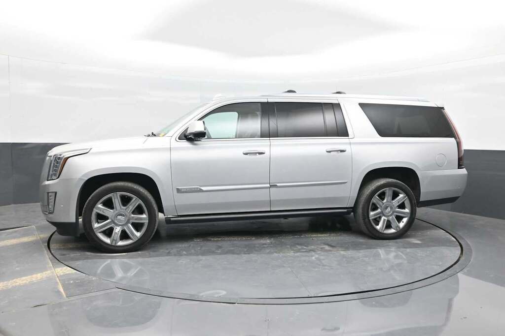 2018 Cadillac Escalade ESV Premium Luxury