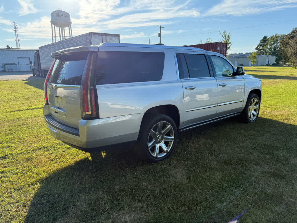 2018 Cadillac Escalade ESV Premium Luxury