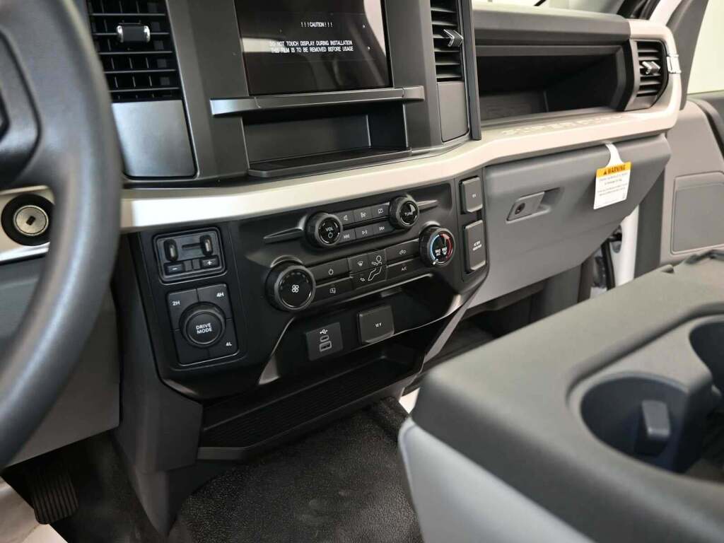 2023 Ford F-550 Super Duty 