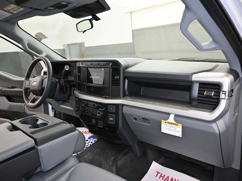 2023 Ford F-550 Super Duty 